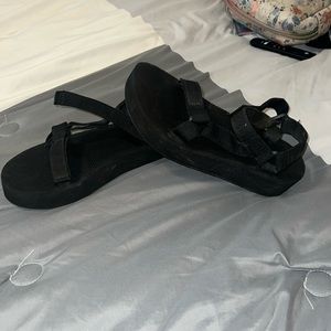 Women’s TEVA platform sandals